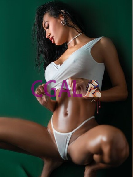 Come And Meet Me Who Would Like To Spend Time With A Young Girl-4561