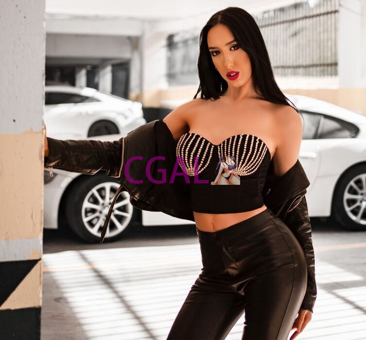 Young Beauty Simmy Is Available Come Be Charmed By Me-5170