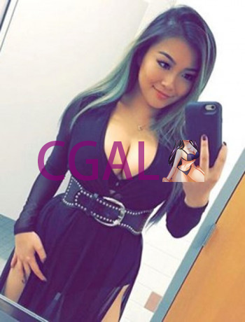 I Am The One To Manage You In Bed And Make You Relax With Hot Service