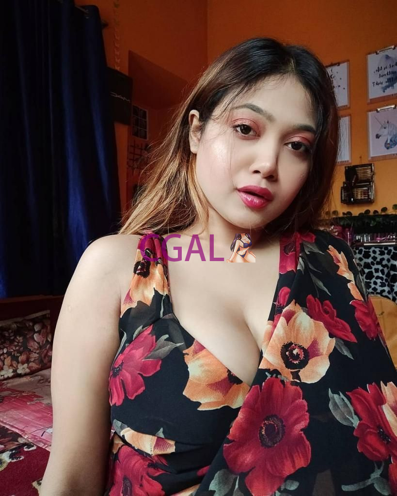 A Sensual VIP Hottie To Make You Moan-1193