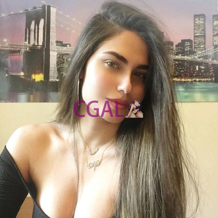 Classy Girl Wants To Offer You The Best Times